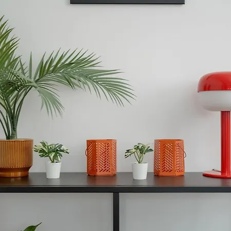 Large In Center On The Market With 3 Bedrooms And Balcony By Renters * Breslavia